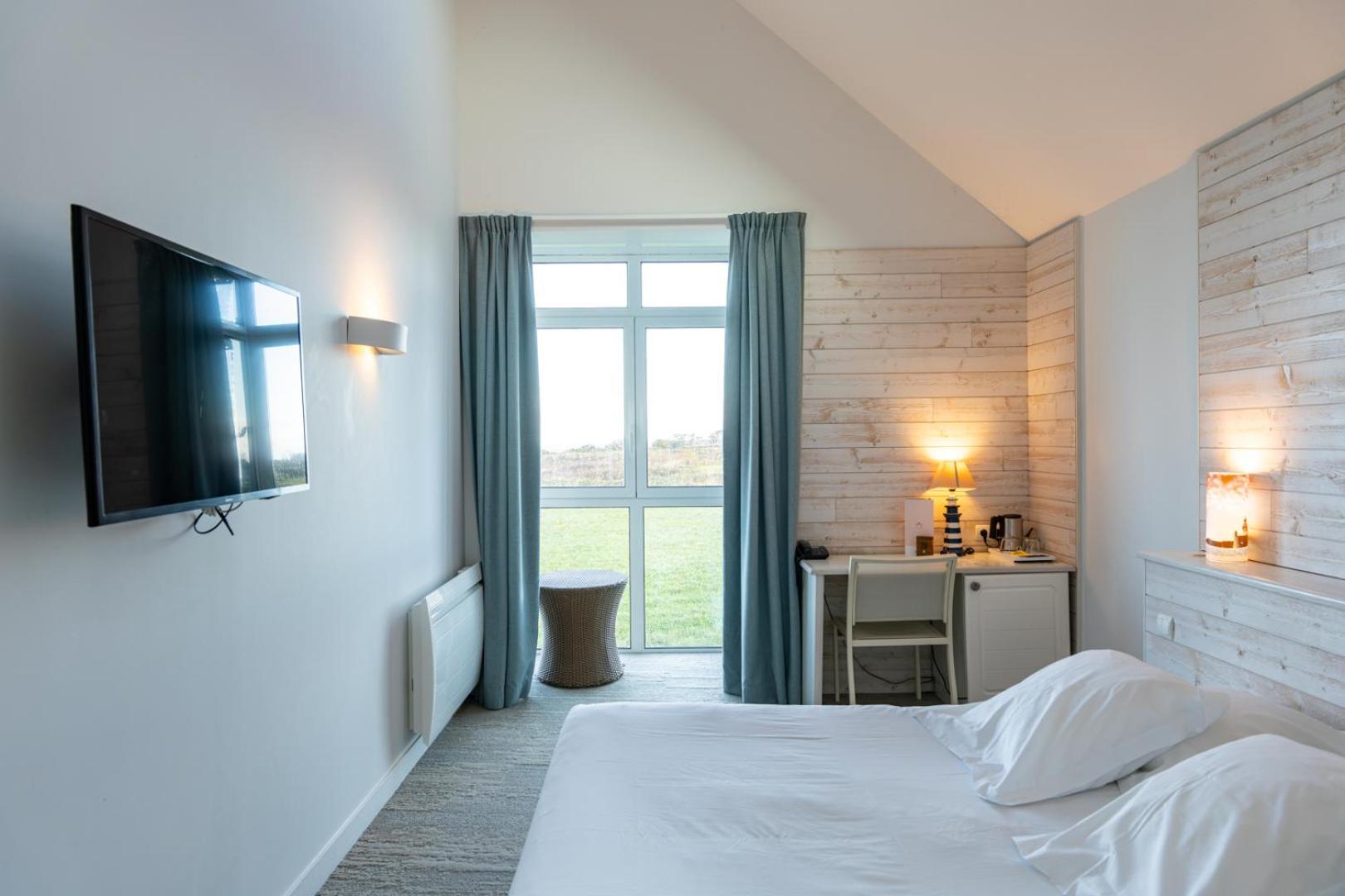 Logis Hotel Vent D'Iroise Plougonvelin Eksteriør bilde